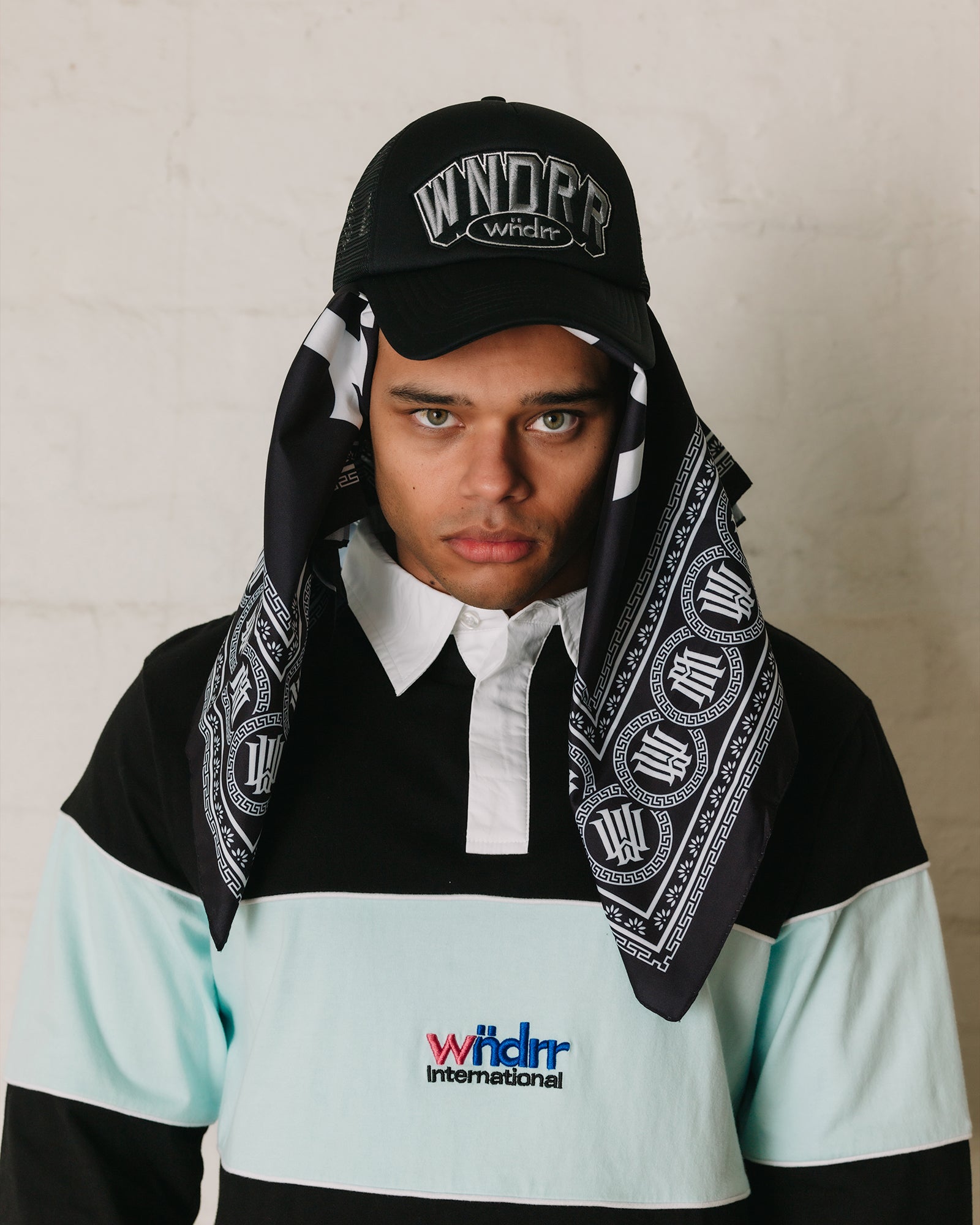ACCENT BANDANA SCARF - BLACK