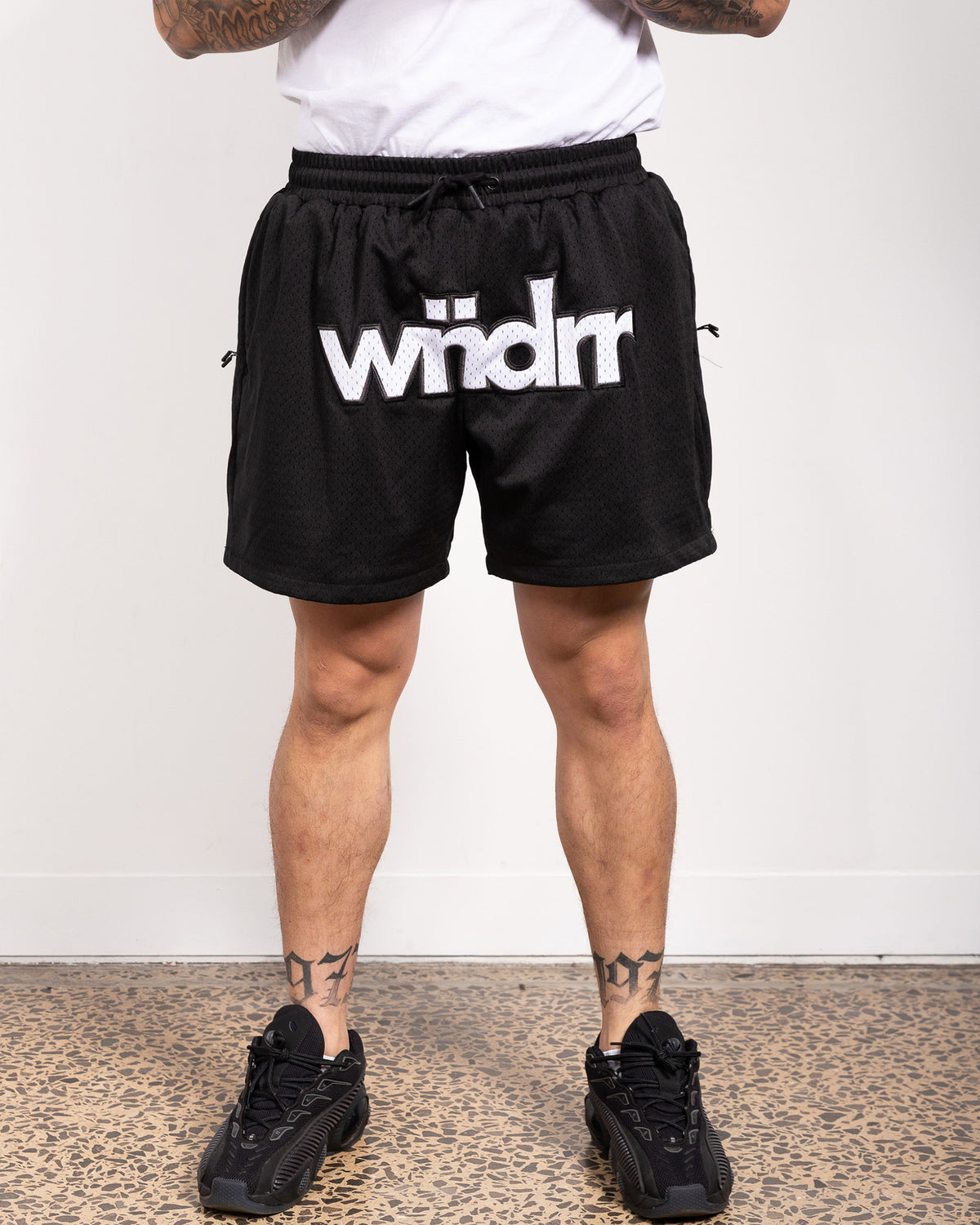 ACCENT MESH SHORT - BLACK