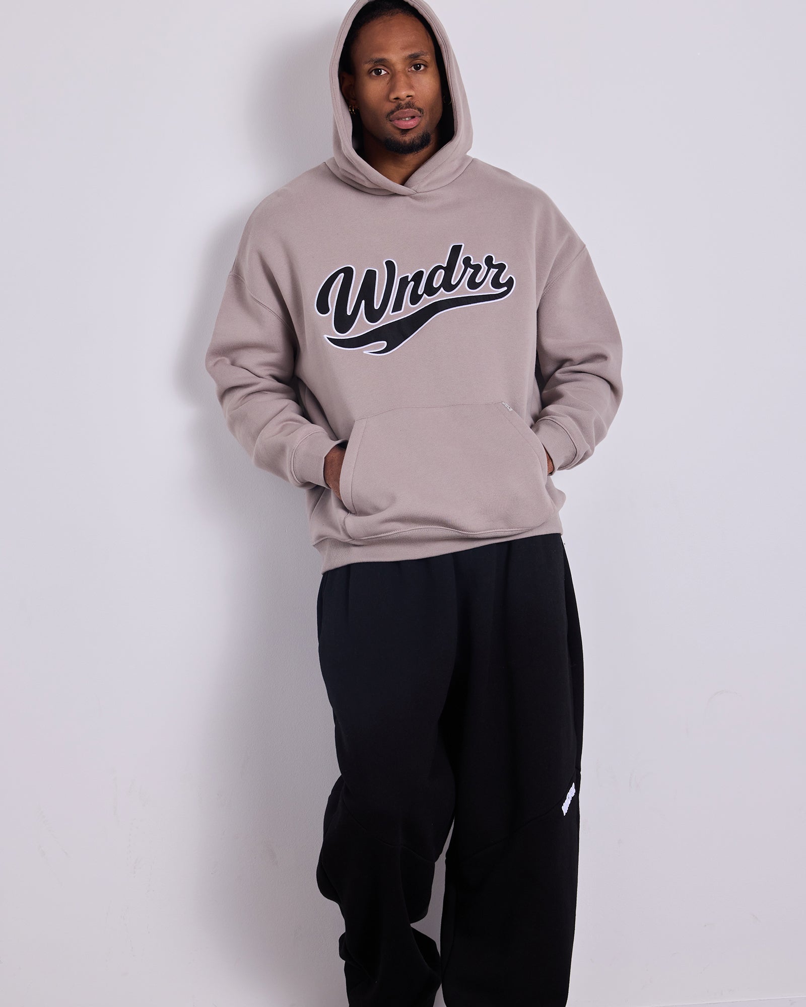 BRUSHBACK HOOD SWEAT - MOON GREY