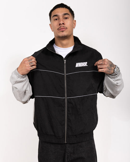 Model 182cm / Size L