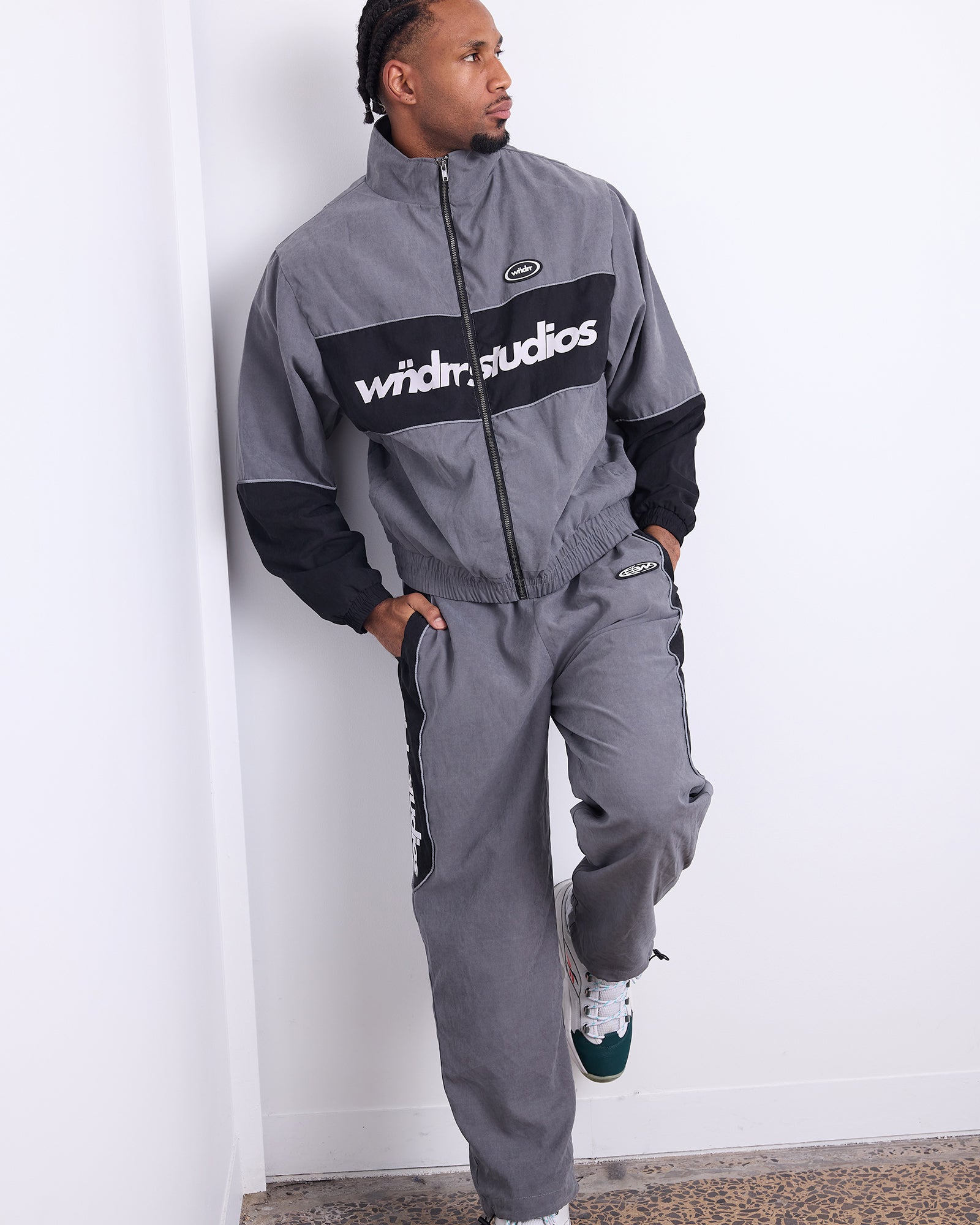 GLOBE SPORT TRACKPANT - GREY/BLACK