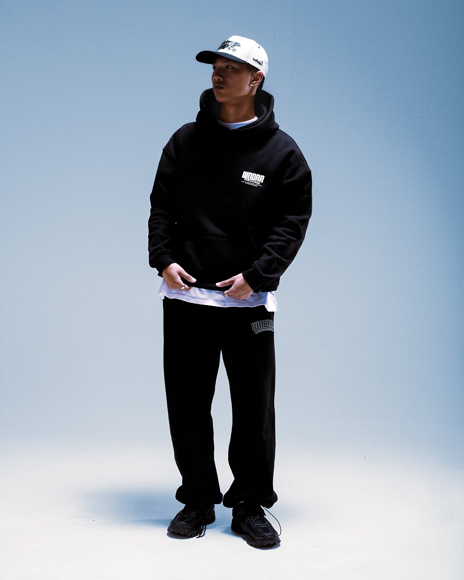 GRENADE HOOD SWEAT - BLACK
