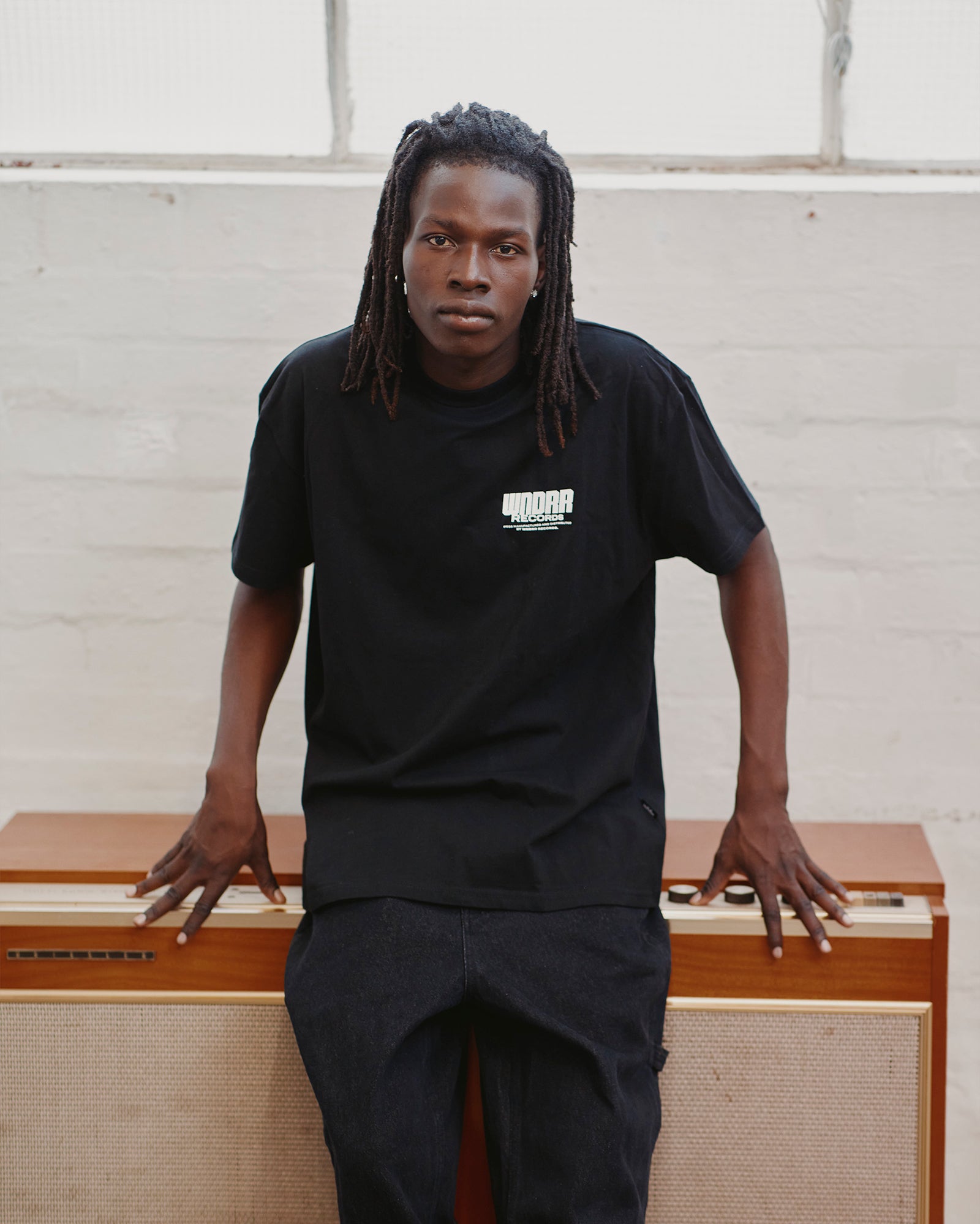 GRENADE BOX FIT TEE - BLACK