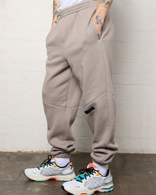 HALO BAGGY TRACKPANT - MOON GREY