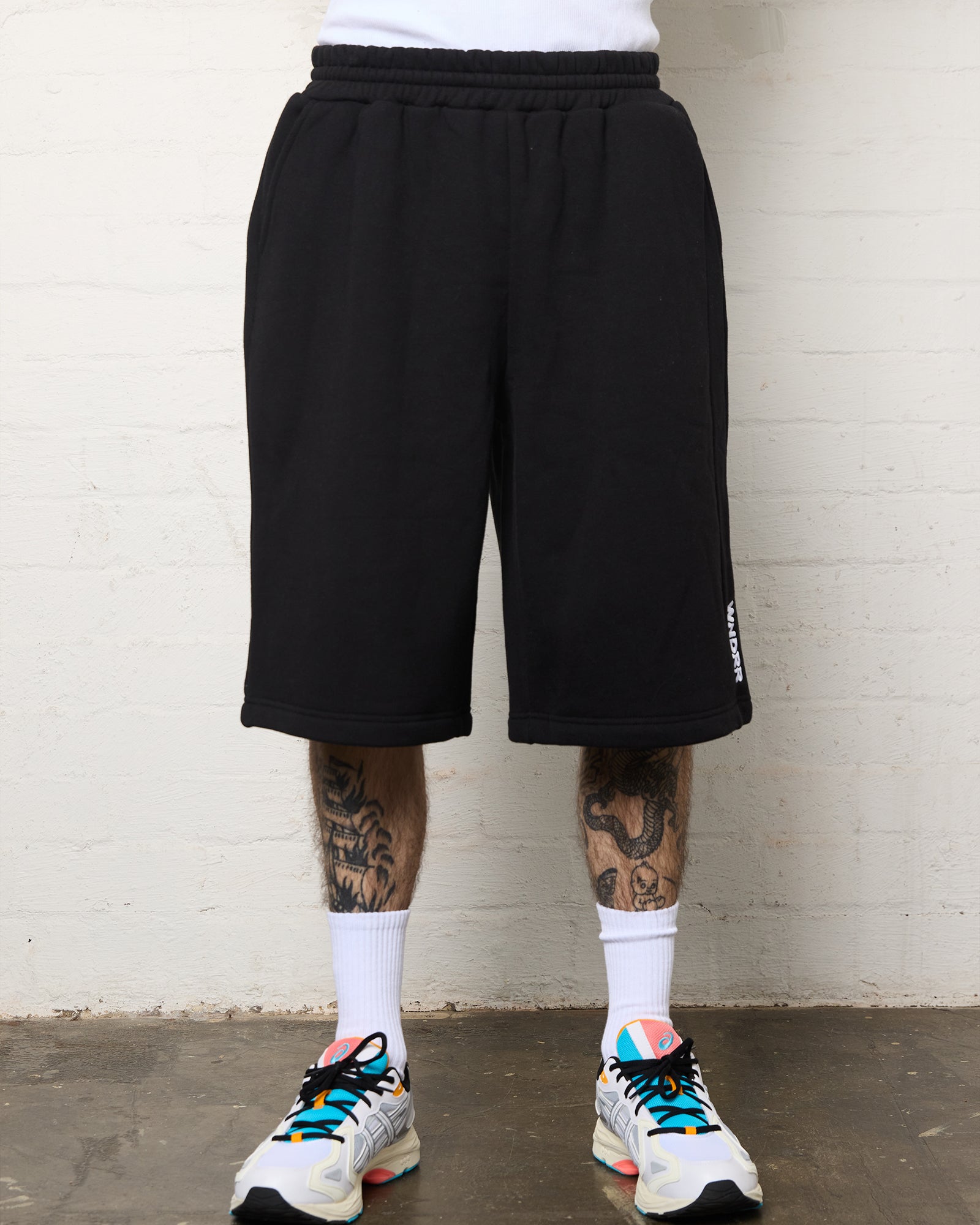 HALO TRACKSHORT - BLACK