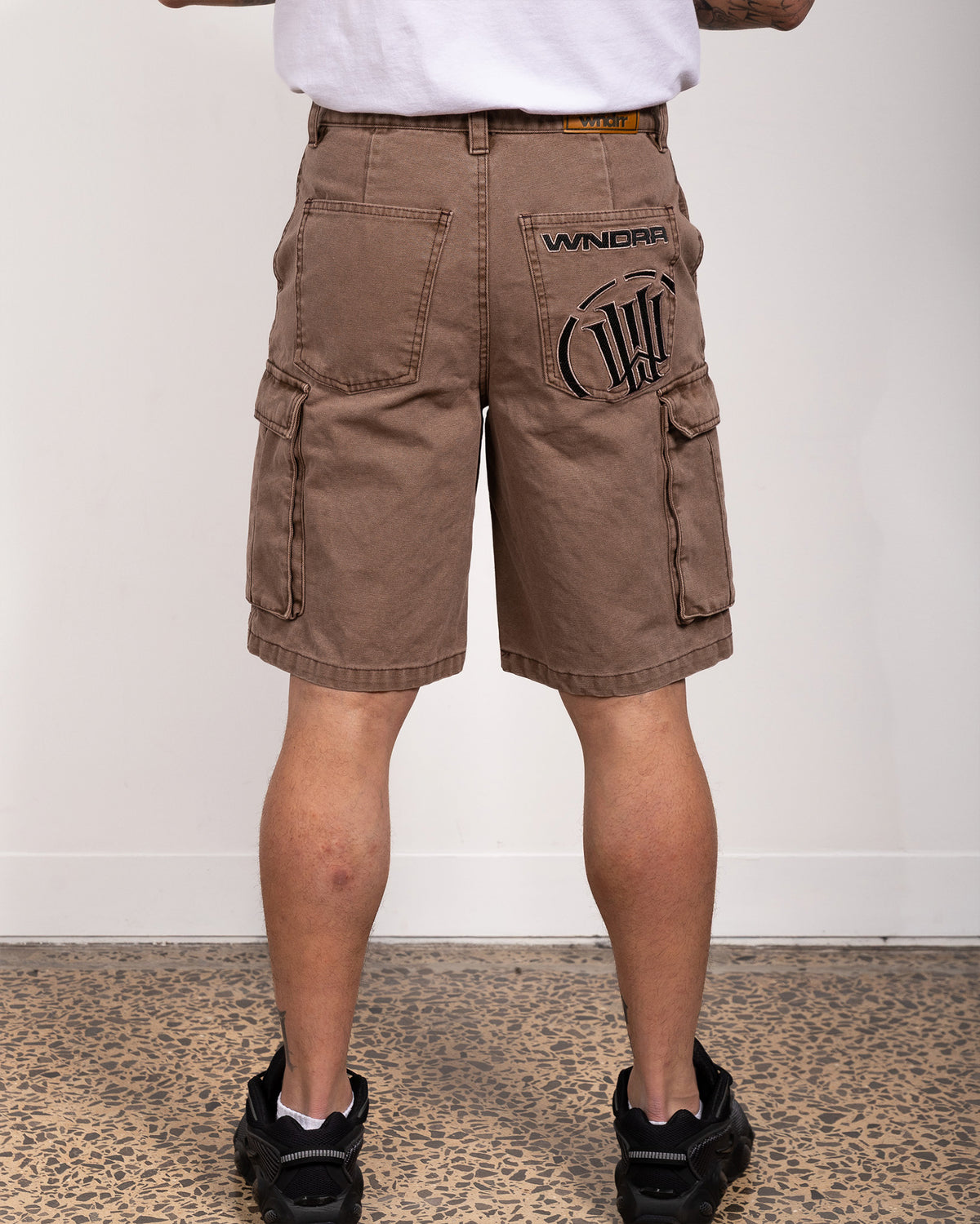 Model 182cm / Size 30