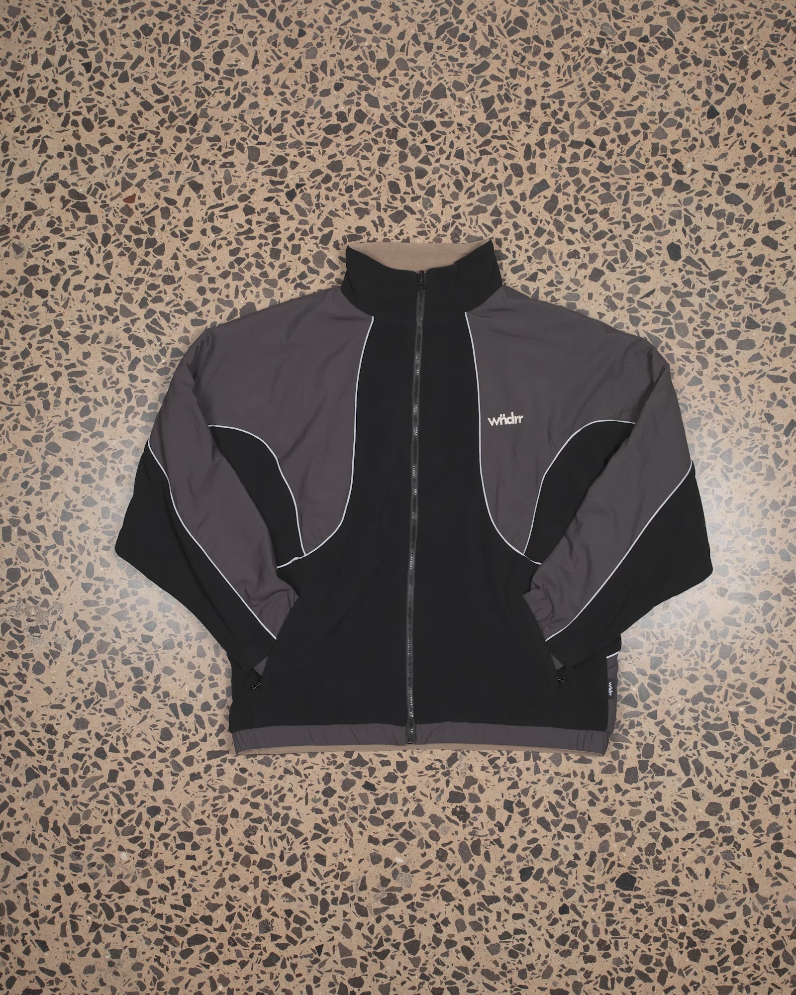 LE MONDE REVERSIBLE FLEECE JACKET - BLACK/MOON GREY