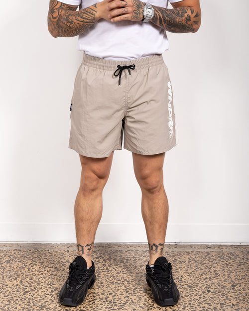 Model 182cm / Size L