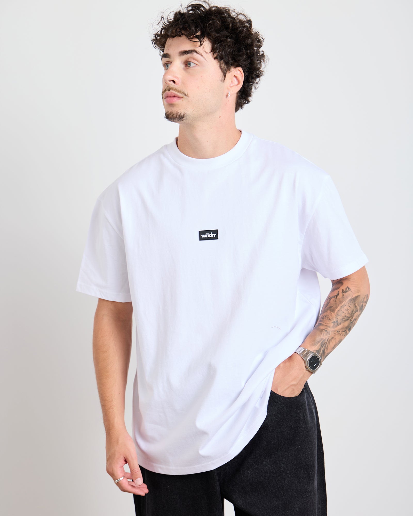 SOHO CLUB TEE - WHITE